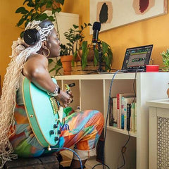 Focusrite Scarlett 2i2 4th Gen USB audio interface  - Taal Musicals