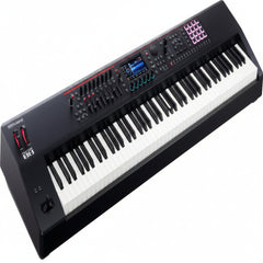 ROLAND FANTOM 08 SYNTHESISER