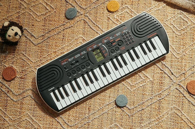 Casiotone SA-81 Mini Keyboard (Black) – 32-Key Portable Piano for Kids & Beginners - TAALMUSICALS
