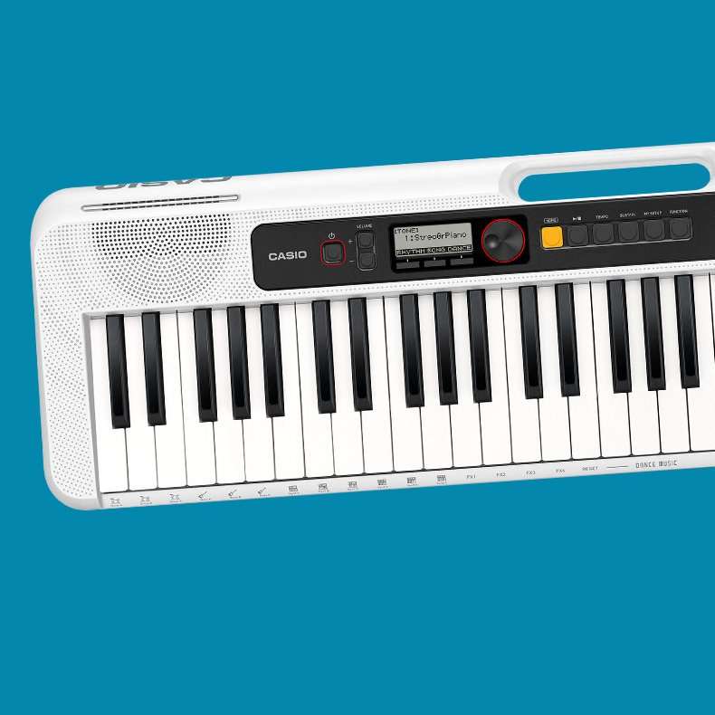 Buy Casio CTS-200WE 61-Key Standard Keyboard – White Edition | Best Price & Features