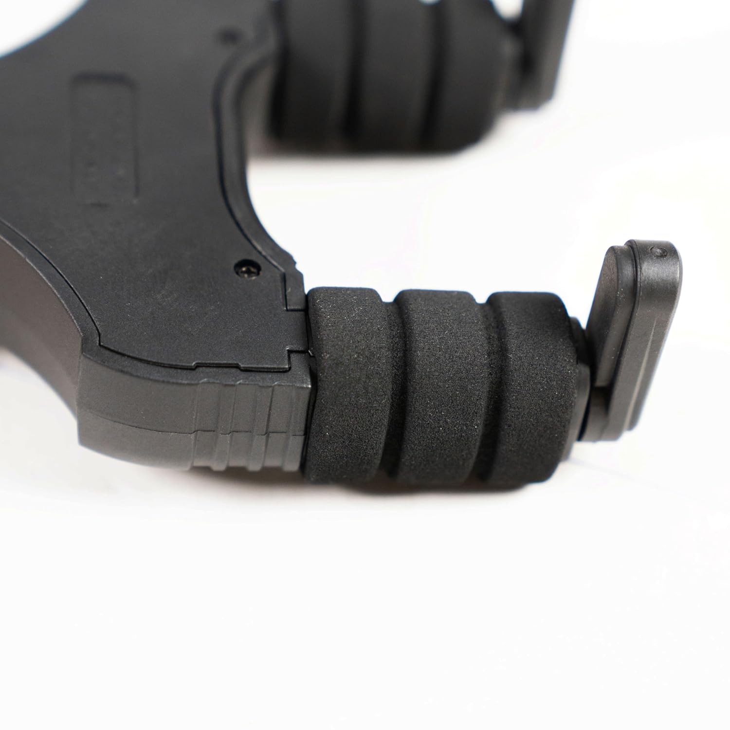CRUSADER GUITAR HANGER 